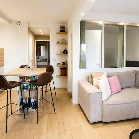 Cozy 2 Pieces Terrasse Parking Clim *